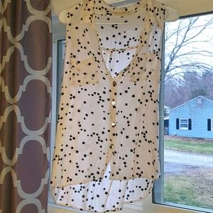 Sleeveless blouse